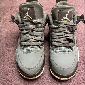 Retro Jordan 4s “Cool Grey” (USED)